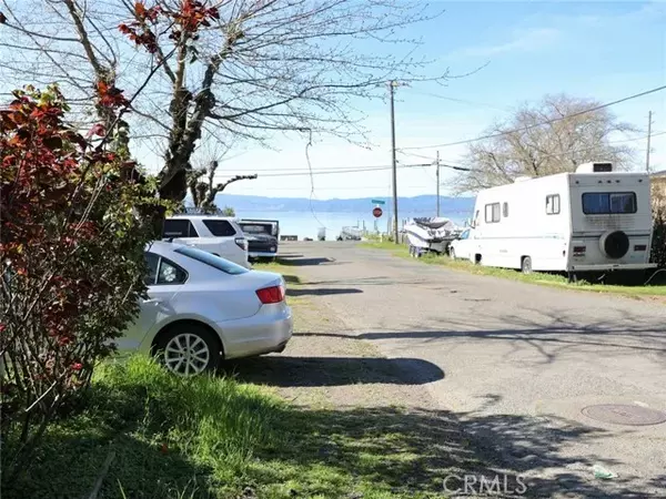 Nice, CA 95464,3406 Lakeshore #6