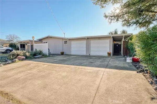 12723 Shoreview Drive, Clearlake Oaks, CA 95423