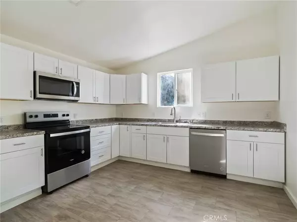 Clearlake, CA 95422,14158 Villa Way