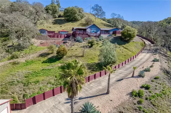 Lucerne, CA 95458,7047 Panoramic Drive