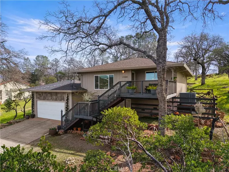 17444 Meadow View Drive, Hidden Valley Lake, CA 95467