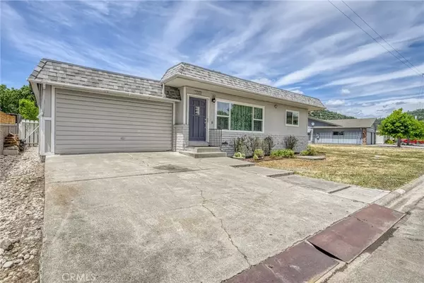 Clearlake Oaks, CA 95423,12929 Lakeland Street