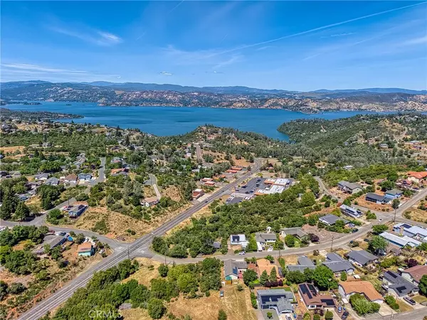 Kelseyville, CA 95451,9559 Tenaya Way