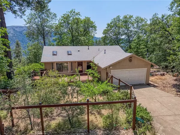 9591 Lassen Drive, Cobb, CA 95426