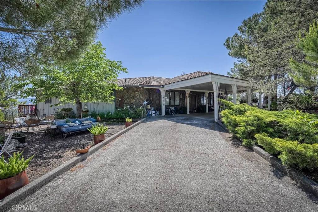 Lakeport, CA 95453,460 Lake Vista Drive