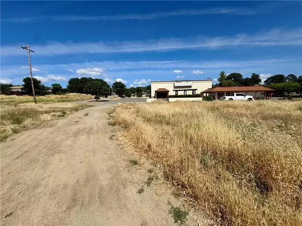 Clearlake, CA 95422,3385 Washington