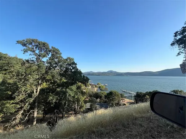 11030 Pioneer Dr, Clearlake, CA 95422