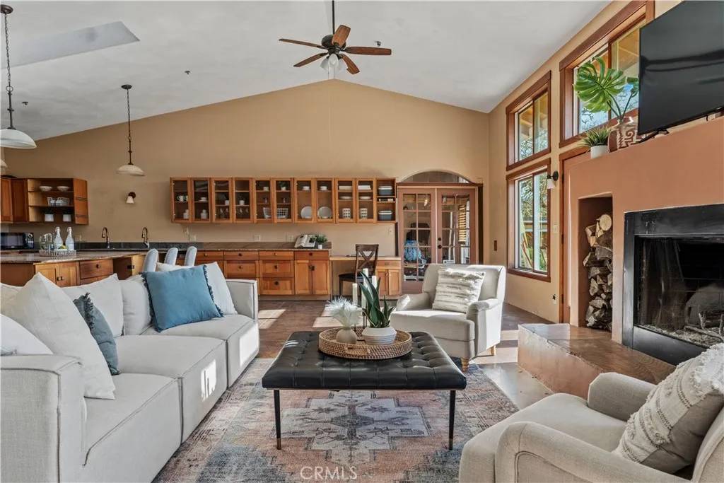 Ukiah, CA 95482,4300 Young Creek Road