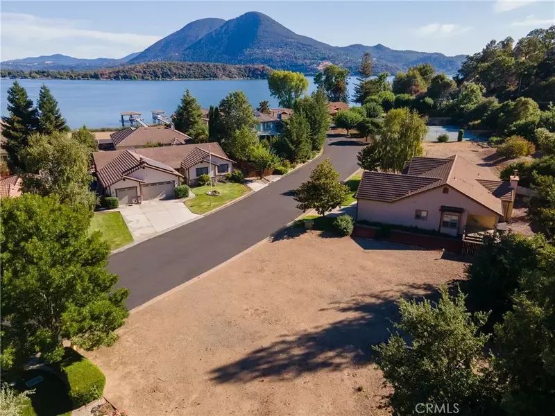 8336 Paradise Valley, Lucerne, CA 95458
