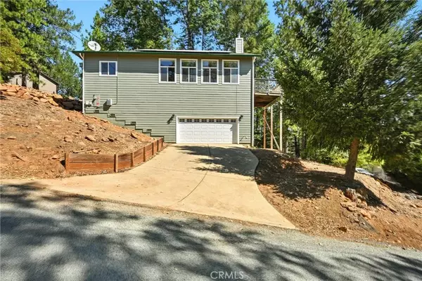 9698 Carolyn Drive, Cobb, CA 95426