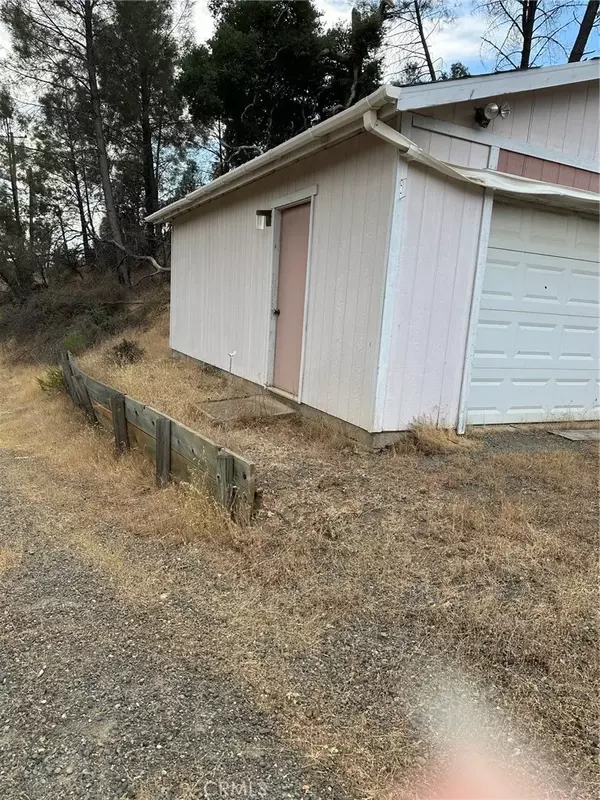 Clearlake Oaks, CA 95423,16332 Pueblo