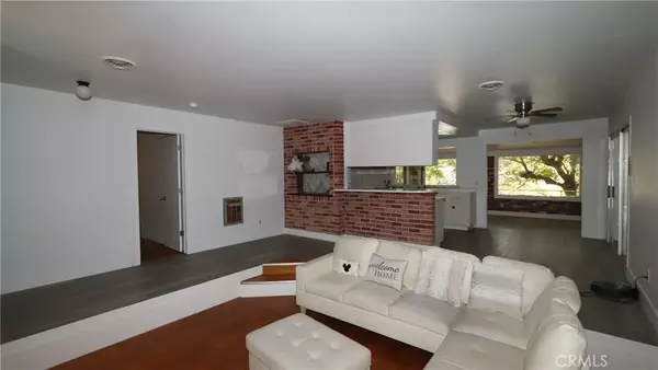 Clearlake Oaks, CA 95423,341 Lake Street