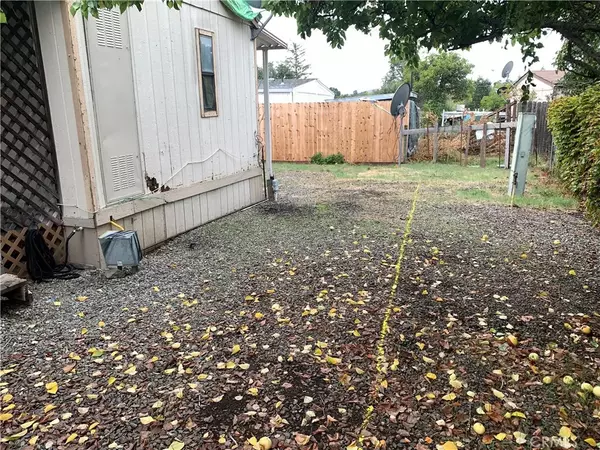 Lakeport, CA 95453,3075 Lakeshore Blvd #19