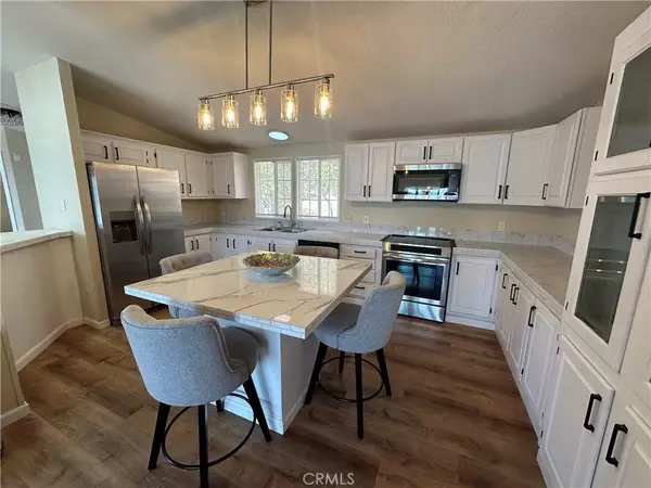 Clearlake Oaks, CA 95423,280 Henderson Drive