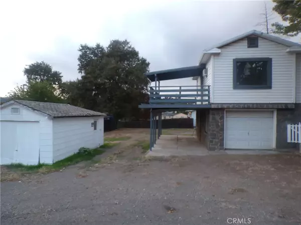 Clearlake, CA 95422,14385 Uhl