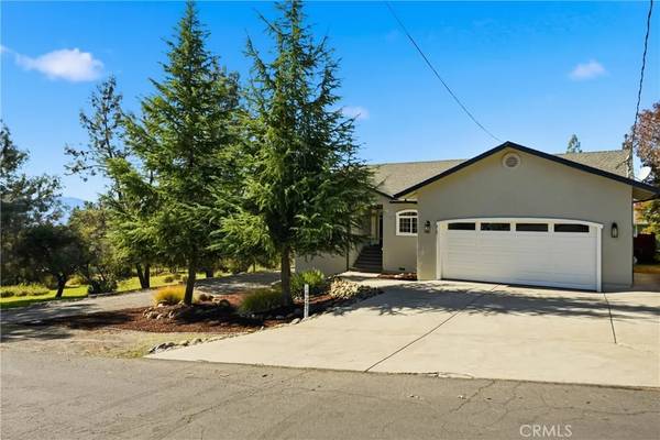 19285 Ravenhill, Hidden Valley Lake, CA 95467