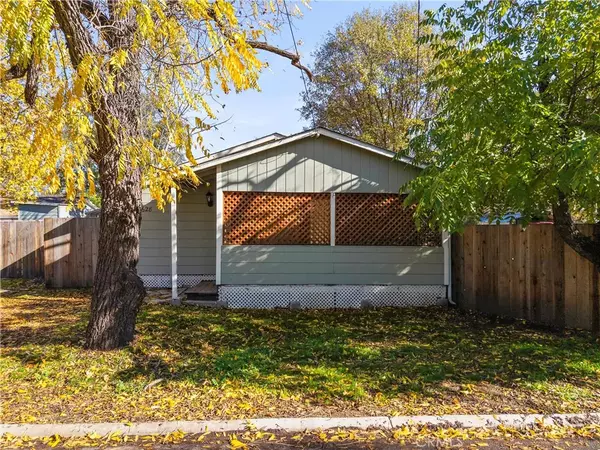 Clearlake, CA 95422,3628 Sycamore