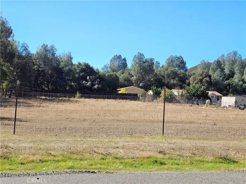 3195 Spring Valley, Clearlake Oaks, CA 95423