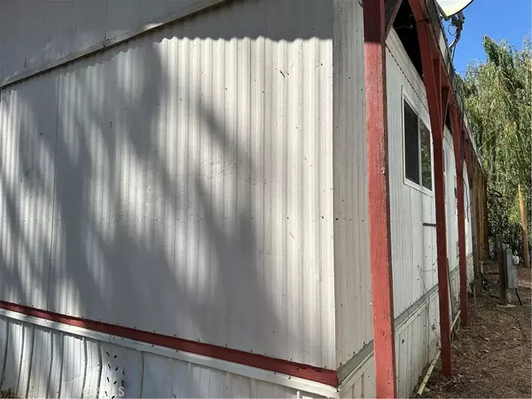 Clearlake Oaks, CA 95423,12840 Island Dr. #43