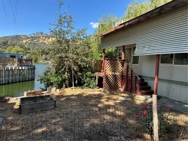 Clearlake Oaks, CA 95423,12840 Island Dr. #43