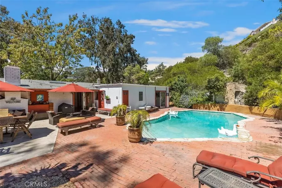 3089 Bern Drive, Laguna Beach, CA 92651