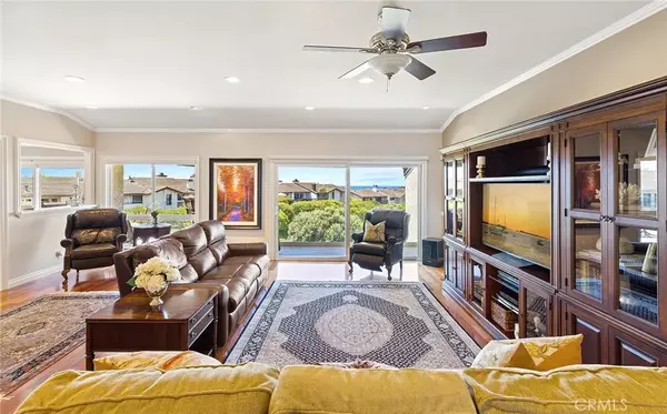 Corona Del Mar, CA 92625,17 White Cap Drive