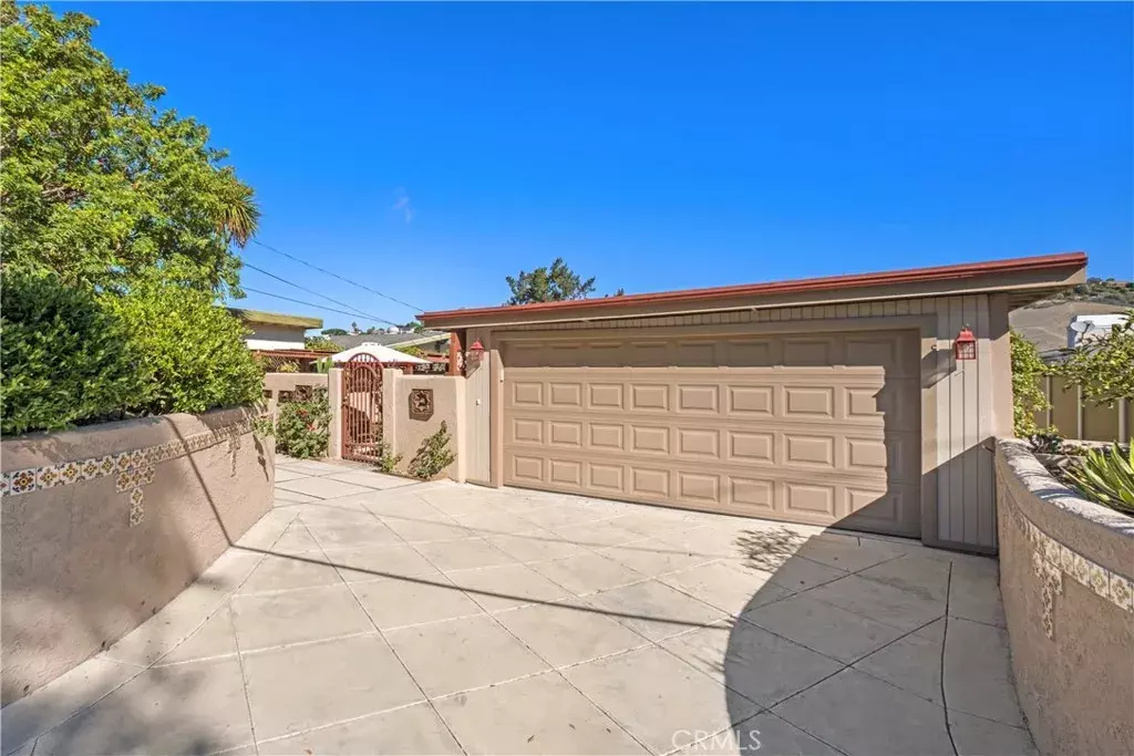 Laguna Beach, CA 92651,1096 Madison Place