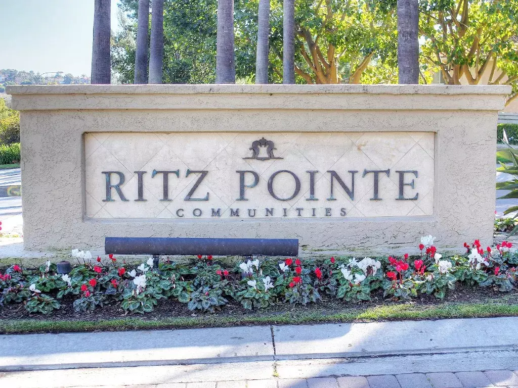 Dana Point, CA 92629,30 Corniche Drive #G