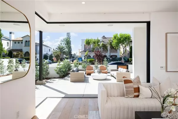 Corona Del Mar, CA 92625,500 Orchid Avenue