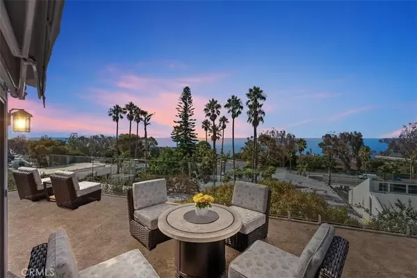 Laguna Beach, CA 92651,30802 Coast #D10