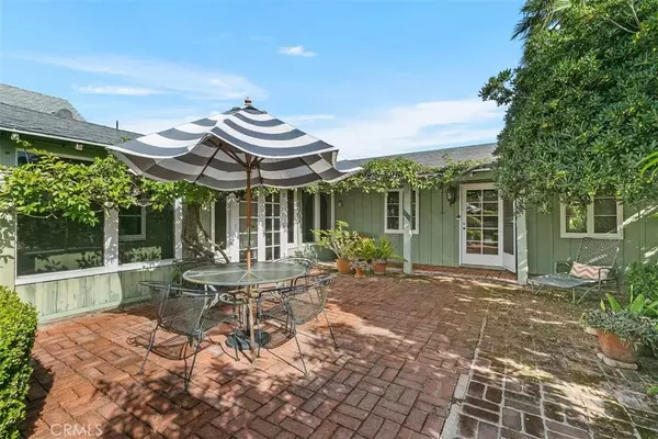 385 Hawthorne Road, Laguna Beach, CA 92651