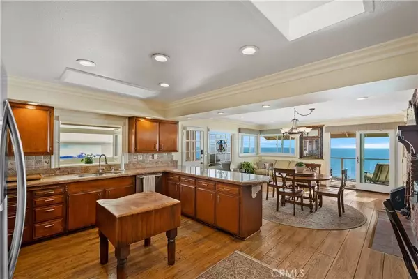 Laguna Beach, CA 92651,1260 Anacapa Way