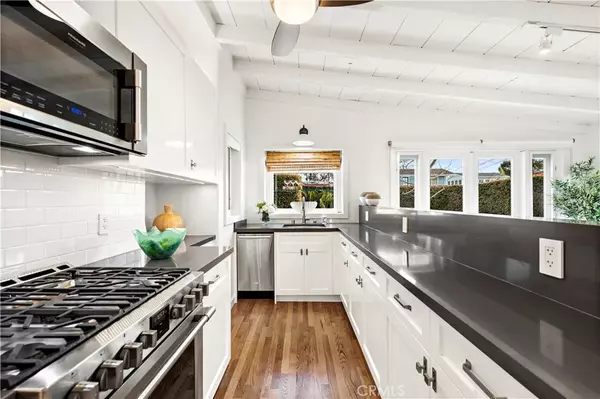 Laguna Beach, CA 92651,594 Brooks Street