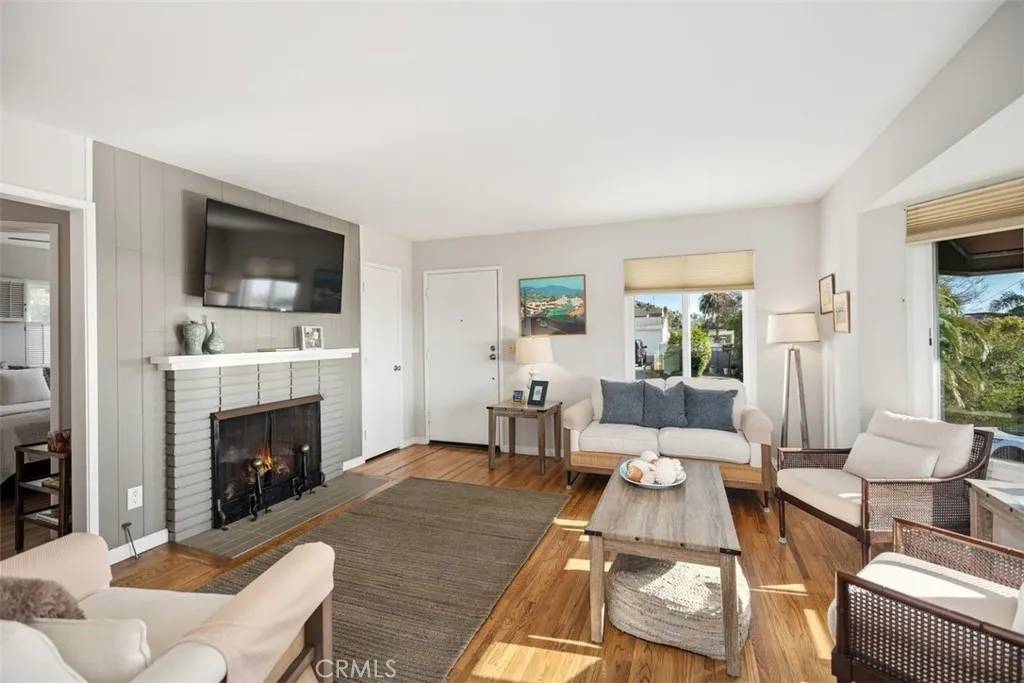 Laguna Beach, CA 92651,670 Thalia Street