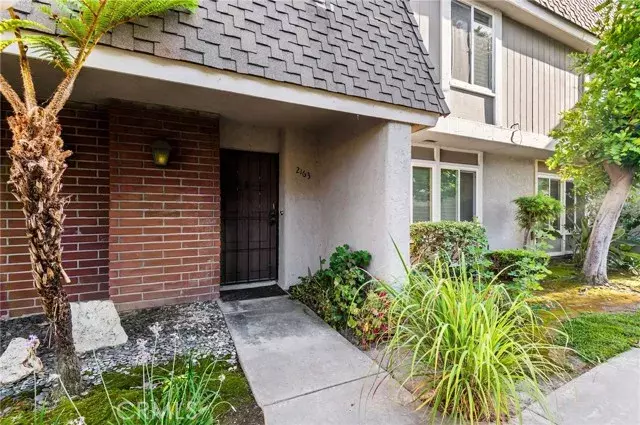 2163 W Essex Circle, Anaheim, CA 92804