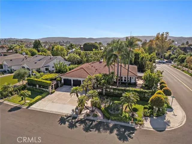 26381 Dapple Grey Drive, Laguna Hills, CA 92653