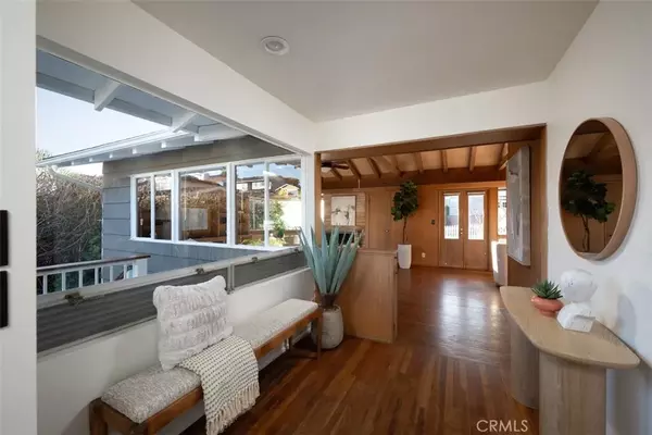 Laguna Beach, CA 92651,60 S La Senda