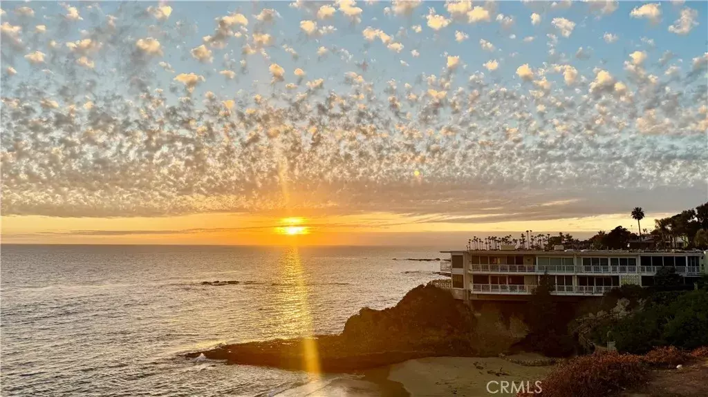 Laguna Beach, CA 92651,631 Cliff Drive #A6