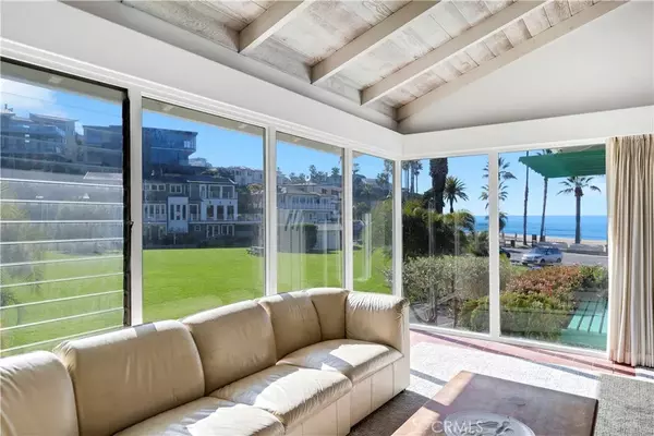 Laguna Beach, CA 92651,74 Emerald Bay