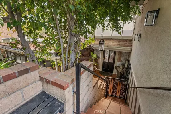 Laguna Beach, CA 92651,535 Mystic Way