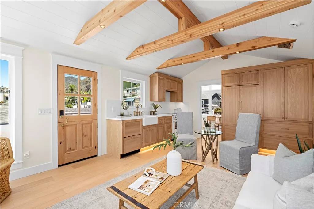 Laguna Beach, CA 92651,31729 Fairview Road