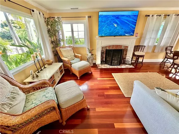 Laguna Beach, CA 92651,560 Flora Street