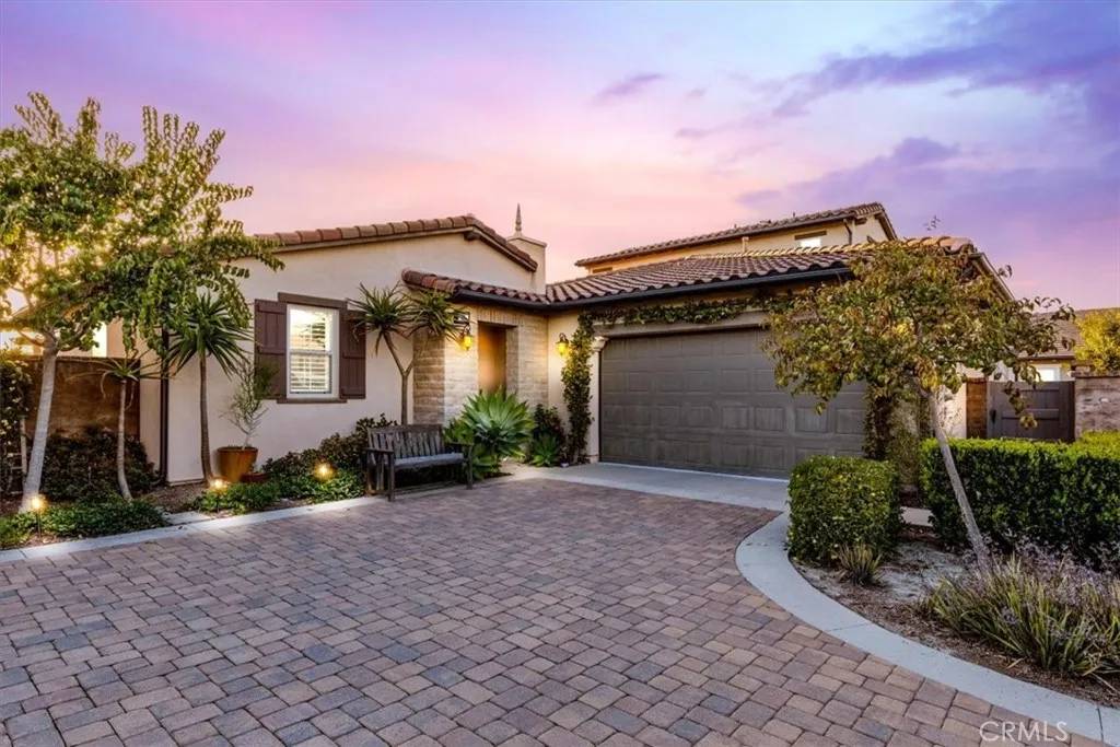 35 Cantar Street, Rancho Mission Viejo, CA 92694