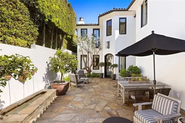 Laguna Beach, CA 92651,328 Emerald Bay
