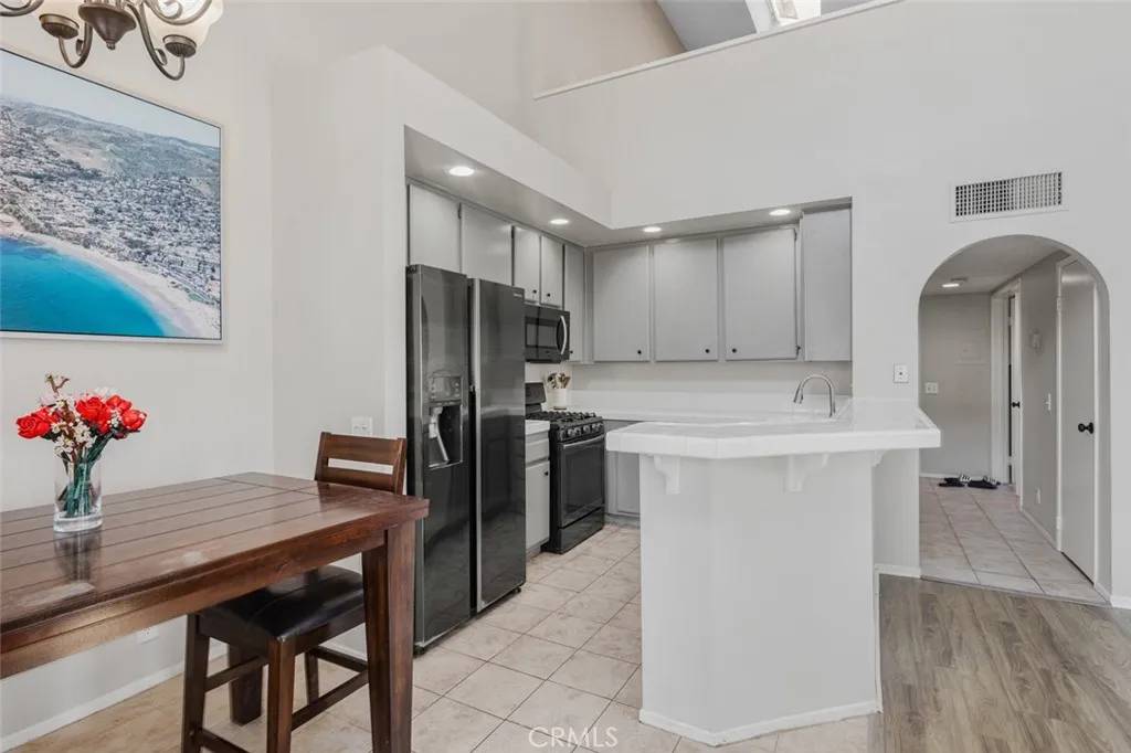 26512 Las Palmas #8, Laguna Hills, CA 92656