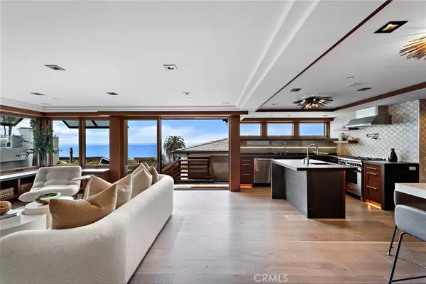 Laguna Beach, CA 92651,31678 Seacliff Drive