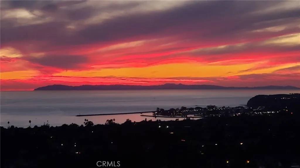 San Clemente, CA 92673,3 Via Pasa