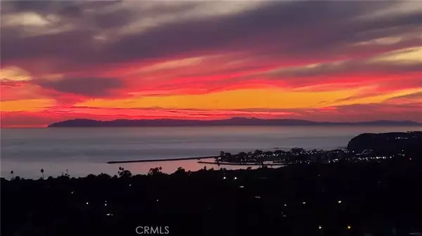 San Clemente, CA 92673,3 Via Pasa