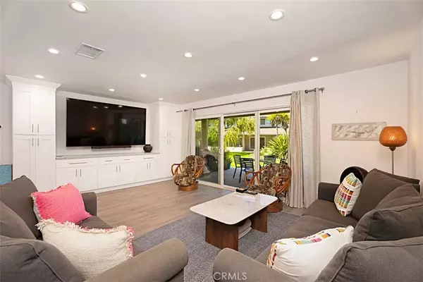 Laguna Beach, CA 92651,108 Blue Lagoon