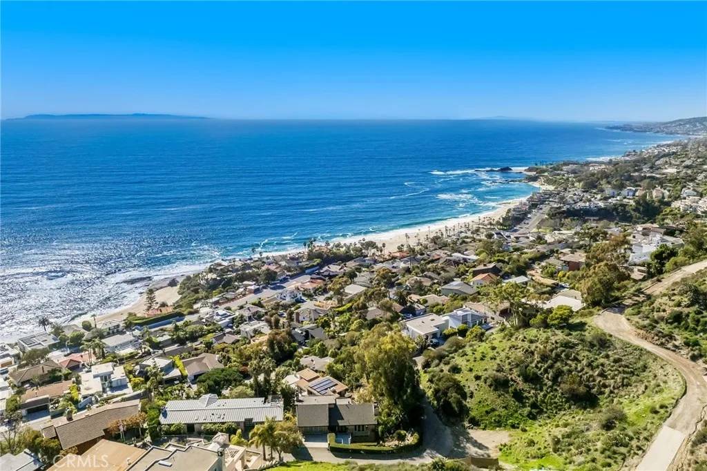 Laguna Beach, CA 92651,31321 Ceanothus Drive